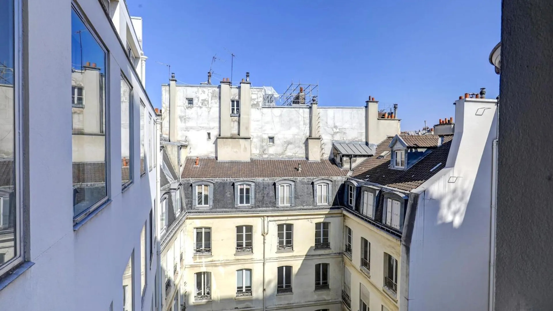 Palais Royal & Louvre - 1Br - Cityapartmentstay Paris France